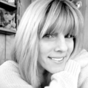 Designer profile 7 08b93c66